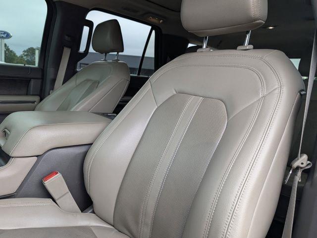 used 2021 Ford Expedition Max car, priced at $25,899