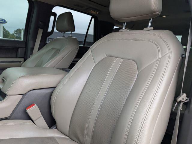 used 2021 Ford Expedition Max car, priced at $25,899