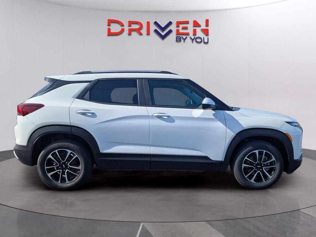 new 2026 Chevrolet TrailBlazer car, priced at $28,201