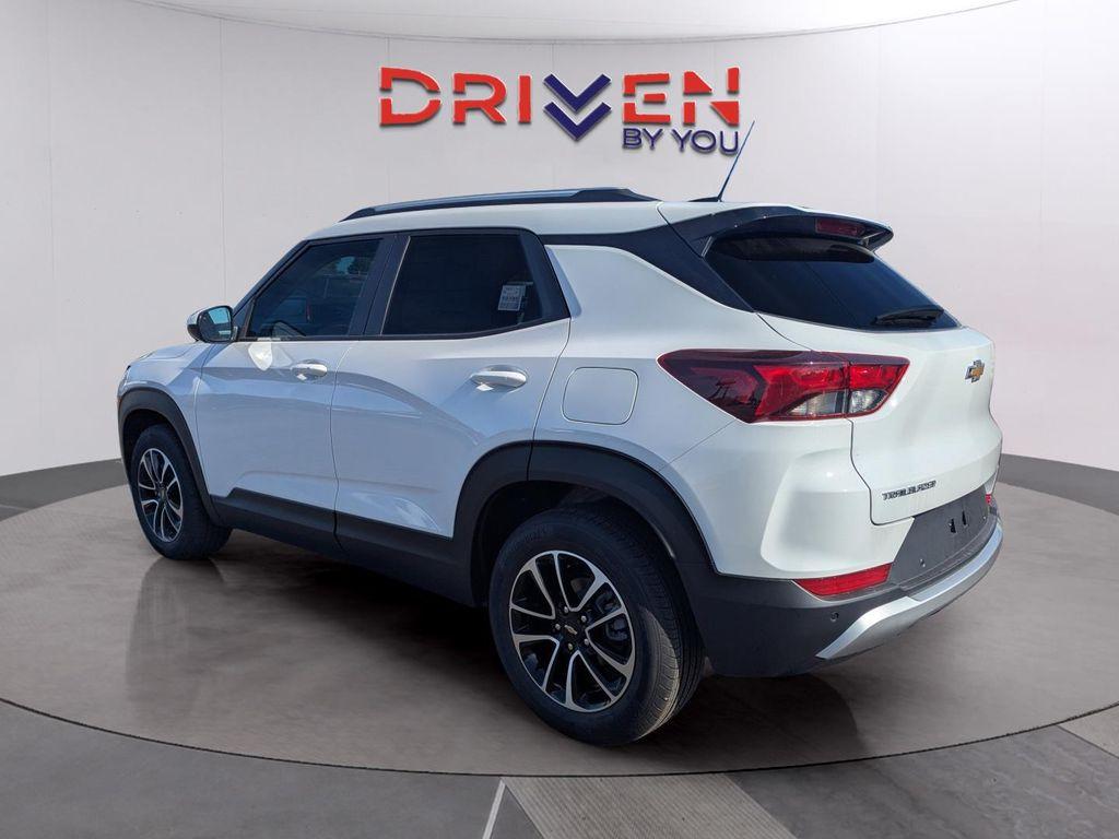 new 2026 Chevrolet TrailBlazer car, priced at $28,201