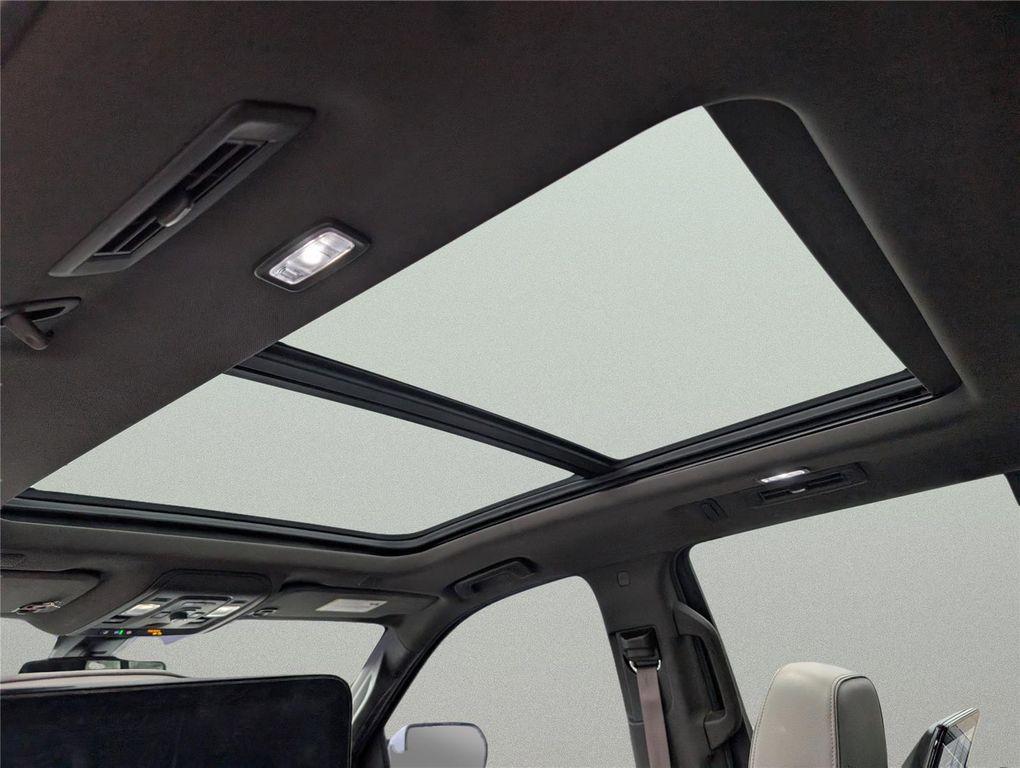 used 2021 GMC Yukon car, priced at $40,105