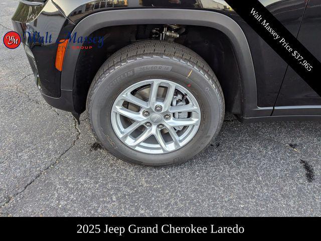 new 2025 Jeep Grand Cherokee car, priced at $37,965