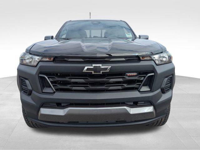 new 2025 Chevrolet Colorado car, priced at $42,303