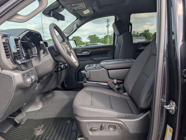 new 2025 GMC Sierra 1500 car, priced at $51,566