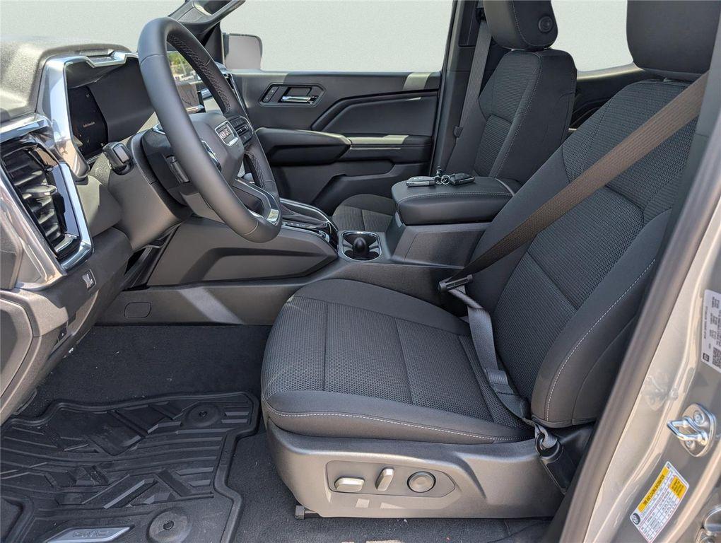 new 2025 GMC Canyon car, priced at $38,926