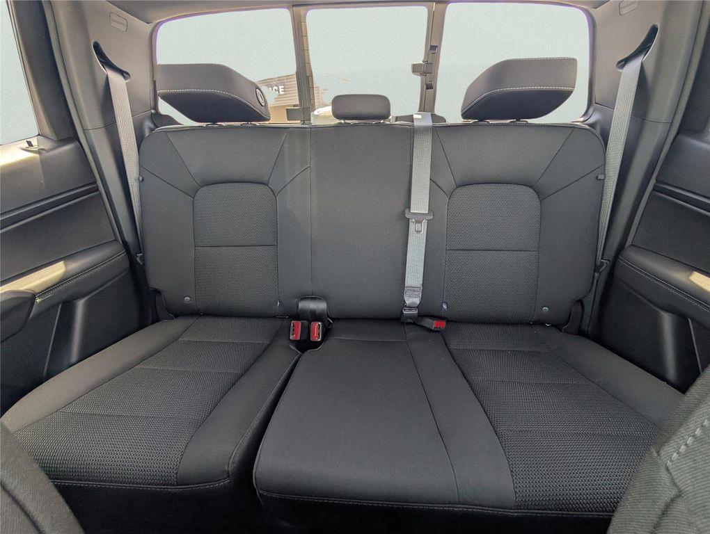 new 2025 GMC Canyon car, priced at $38,926