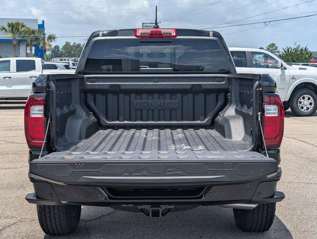new 2025 GMC Canyon car, priced at $44,727
