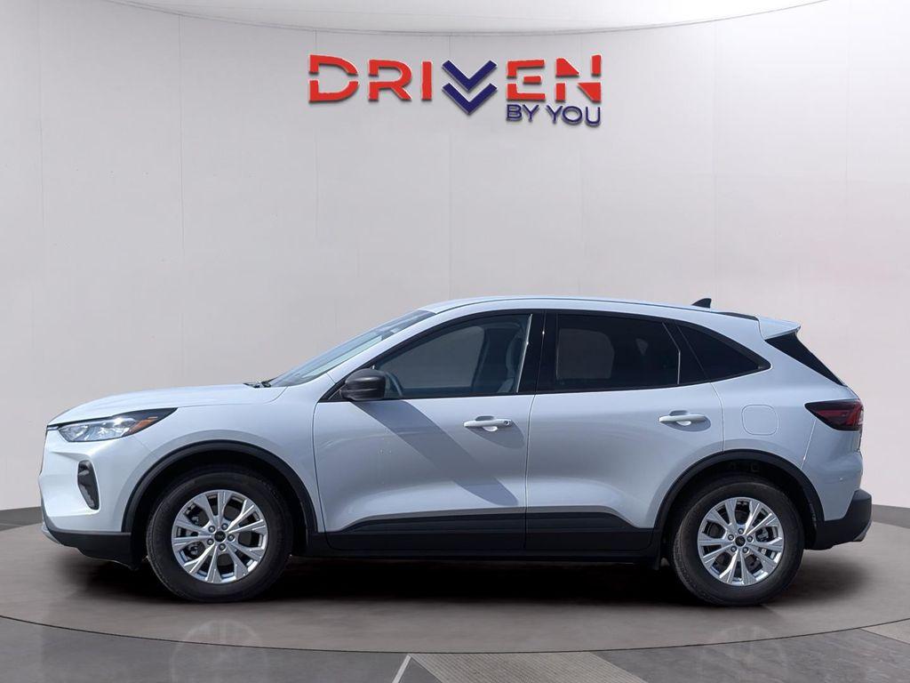 used 2025 Ford Escape car, priced at $26,520