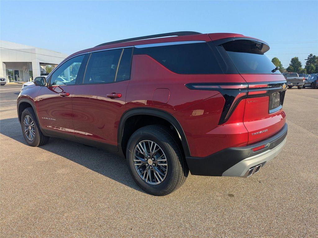 new 2026 Chevrolet Traverse car, priced at $42,299