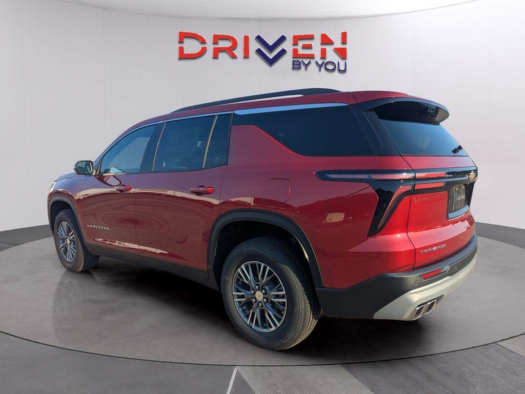 new 2026 Chevrolet Traverse car, priced at $42,299