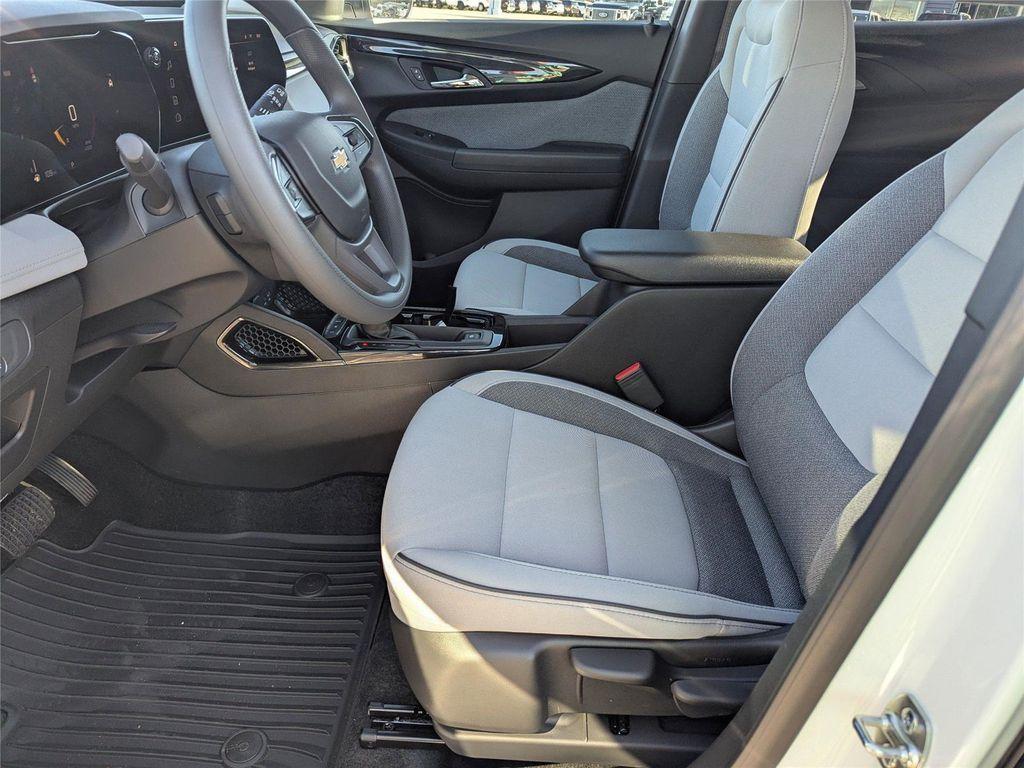 new 2026 Chevrolet TrailBlazer car, priced at $25,588
