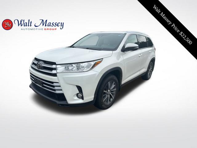 used 2019 Toyota Highlander car, priced at $22,500