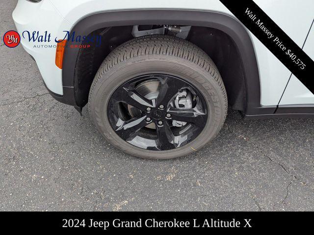 new 2024 Jeep Grand Cherokee L car, priced at $40,575