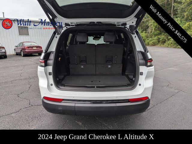 new 2024 Jeep Grand Cherokee L car, priced at $40,575