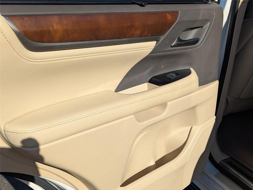 used 2019 Lexus LX 570 car, priced at $52,999