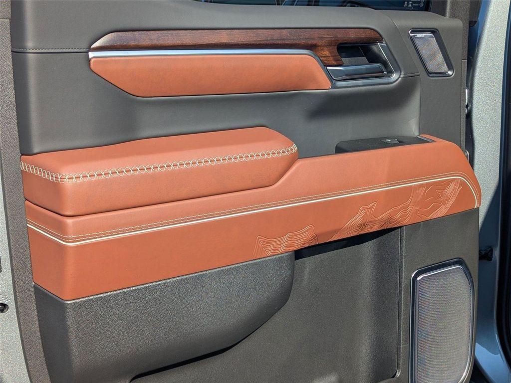 new 2026 GMC Sierra 1500 car, priced at $80,237