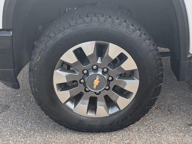 used 2024 Chevrolet Silverado 2500 car