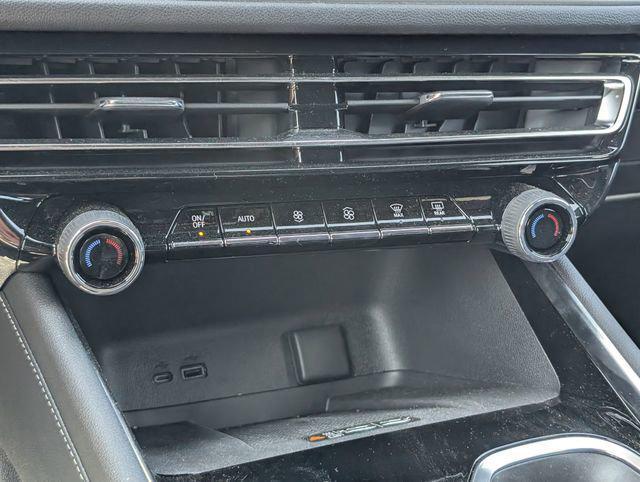 used 2025 Chevrolet Traverse car, priced at $40,199