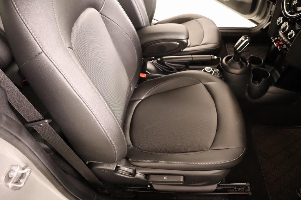 used 2024 MINI Hardtop car, priced at $26,039