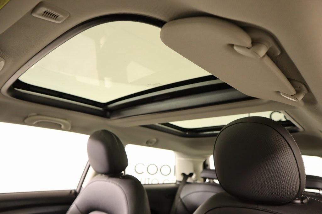 used 2024 MINI Hardtop car, priced at $26,039