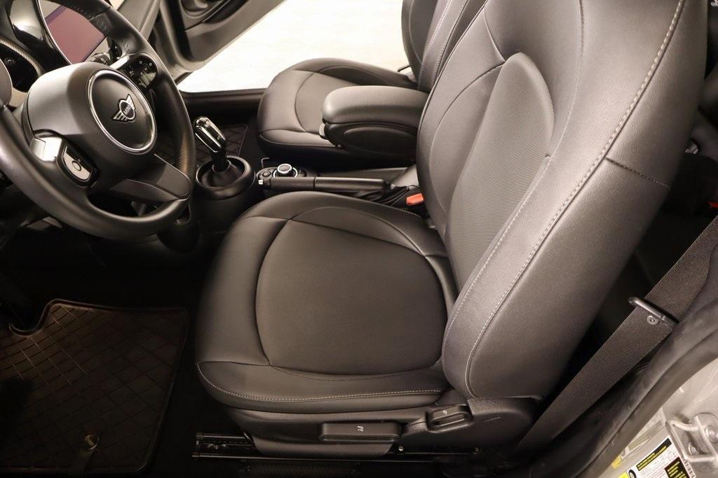 used 2024 MINI Hardtop car, priced at $26,039