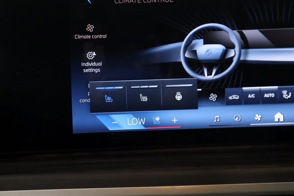 used 2024 BMW X7 car, priced at $67,566