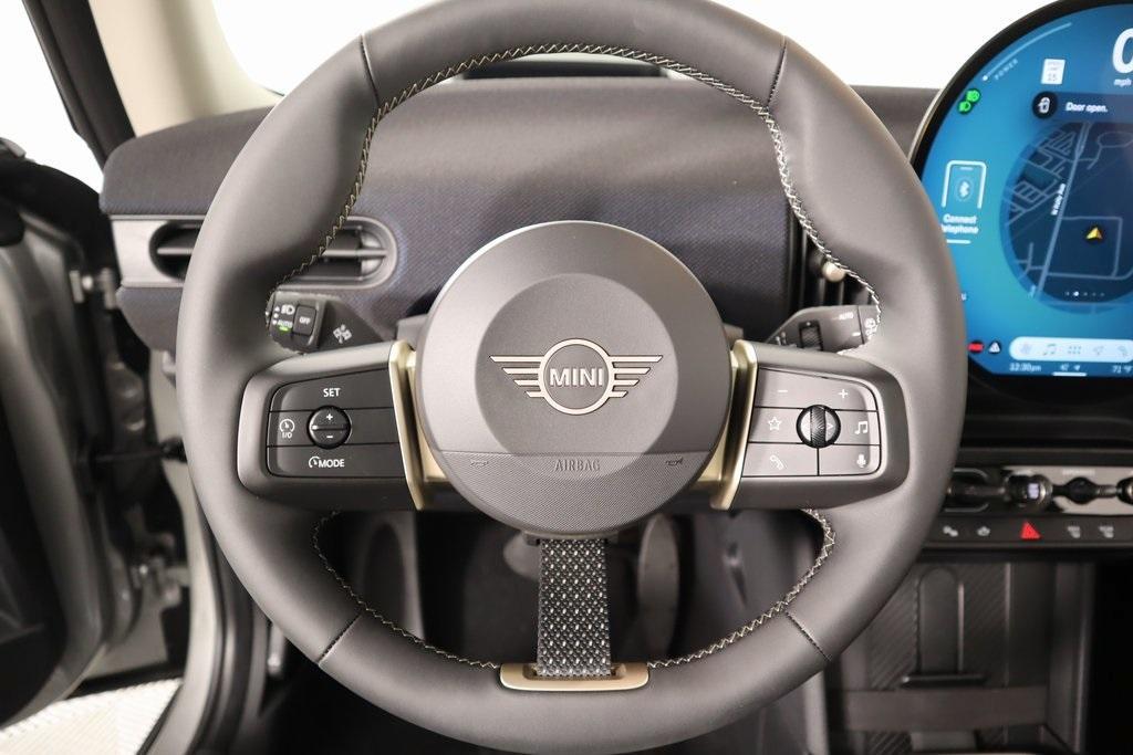 new 2025 MINI Hardtop car, priced at $32,430