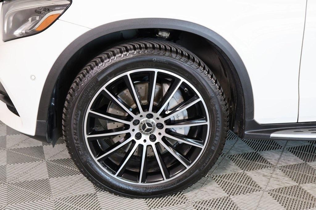 used 2019 Mercedes-Benz GLC 300 car, priced at $27,805