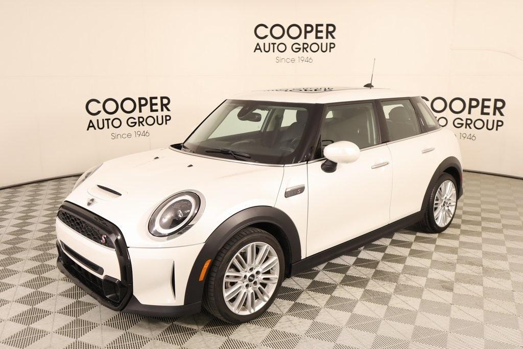used 2024 MINI Hardtop car, priced at $26,109