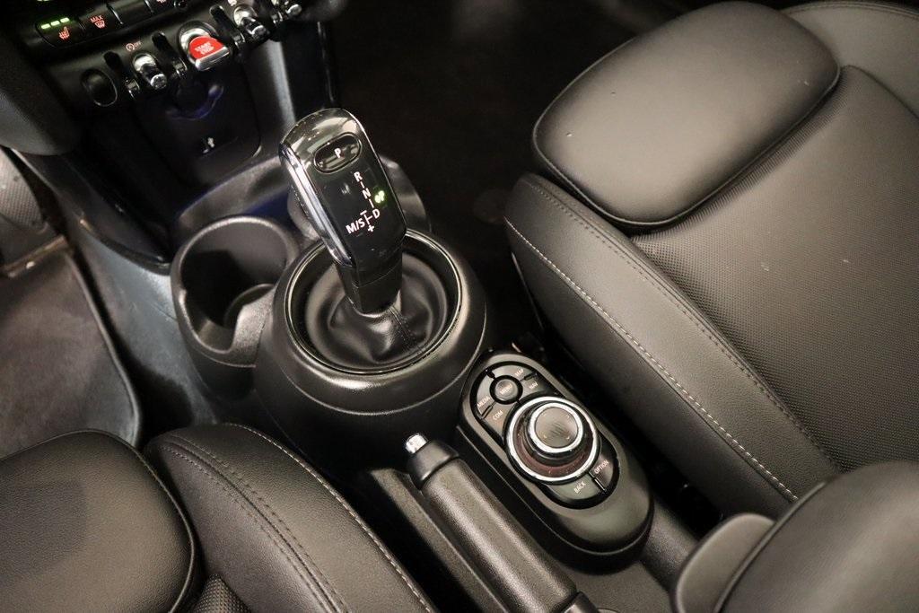 used 2024 MINI Hardtop car, priced at $26,109