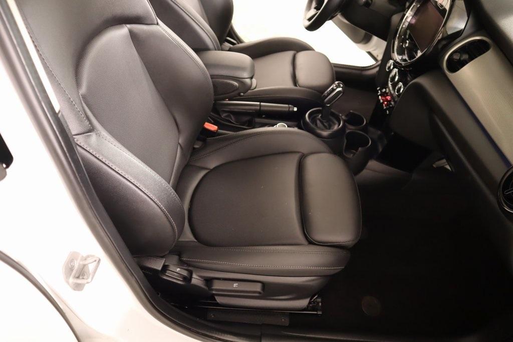 used 2024 MINI Hardtop car, priced at $26,109