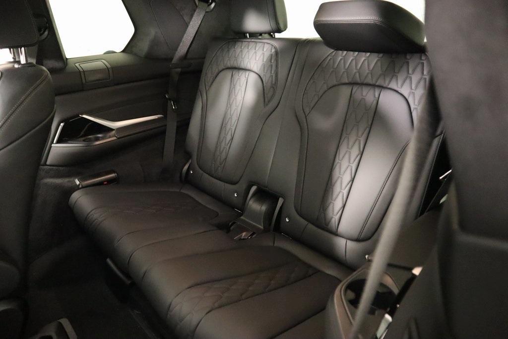 new 2026 BMW ALPINA XB7 car, priced at $161,425