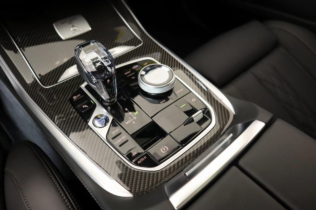 new 2026 BMW ALPINA XB7 car, priced at $161,425