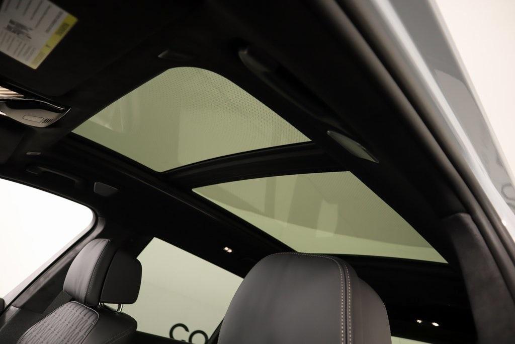 new 2026 BMW ALPINA XB7 car, priced at $161,425