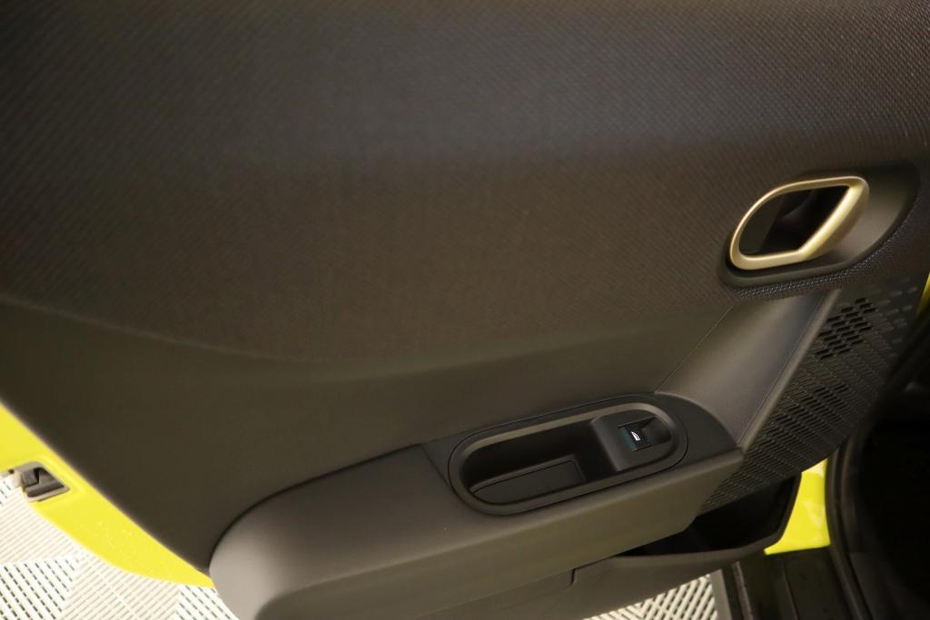 new 2025 MINI Hardtop car, priced at $37,480