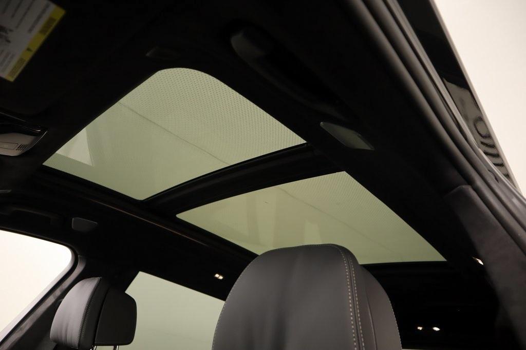 new 2026 BMW ALPINA XB7 car, priced at $161,425