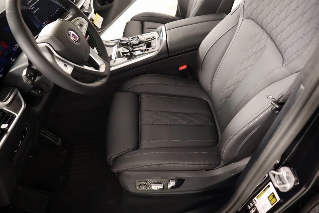 new 2026 BMW ALPINA XB7 car, priced at $161,425