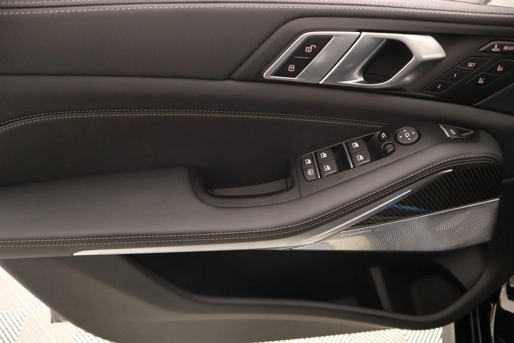 new 2026 BMW ALPINA XB7 car, priced at $161,425