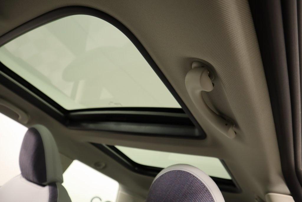 new 2025 MINI Hardtop car, priced at $32,430