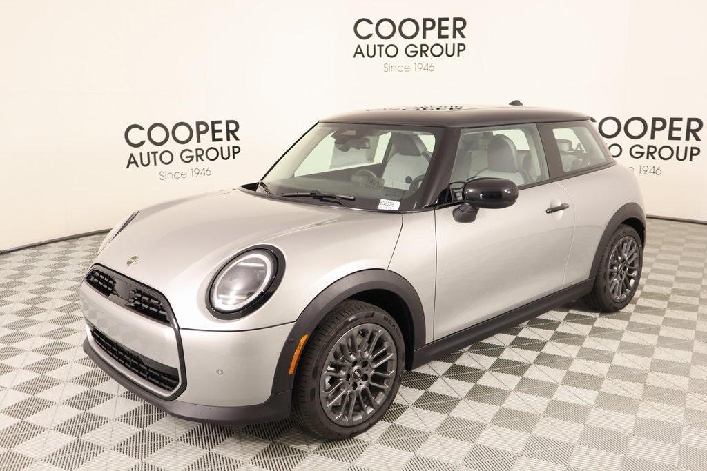 new 2025 MINI Hardtop car, priced at $32,430