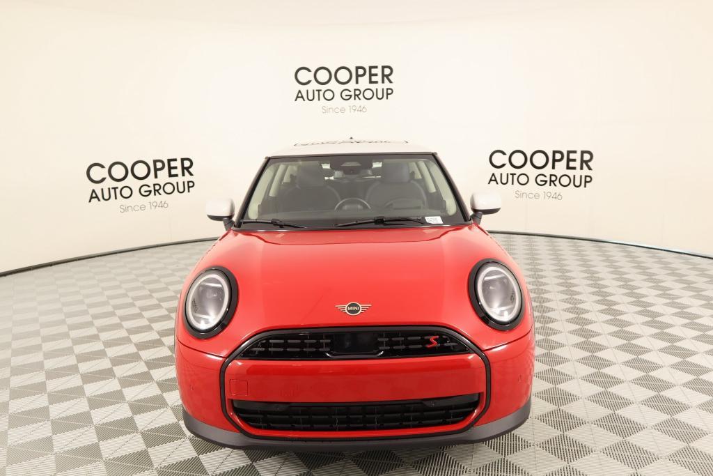 new 2025 MINI Hardtop car, priced at $35,595