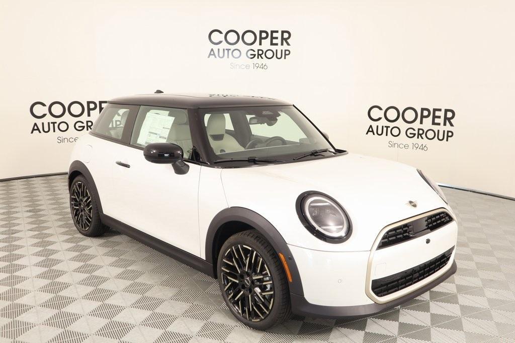 new 2025 MINI Hardtop car, priced at $35,720