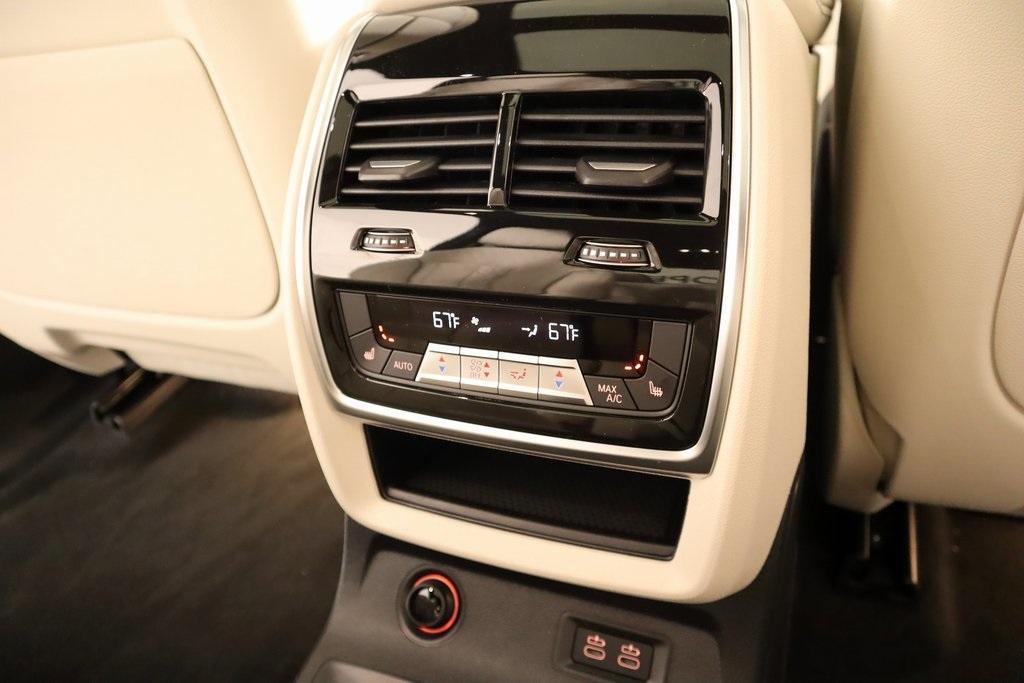 new 2026 BMW X7 car, priced at $101,755