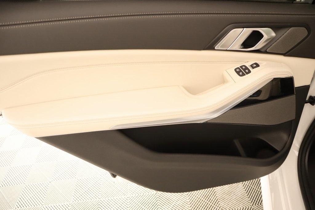 new 2026 BMW X7 car, priced at $101,755