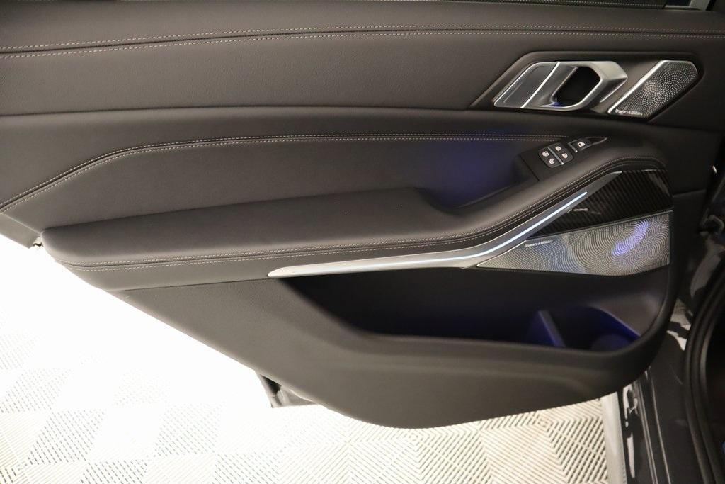 new 2026 BMW ALPINA XB7 car, priced at $163,375