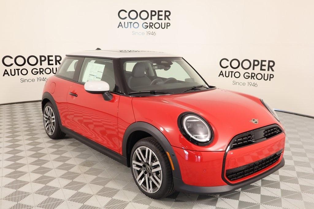 new 2025 MINI Hardtop car, priced at $32,430