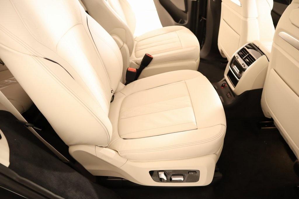 new 2026 BMW X7 car, priced at $103,705