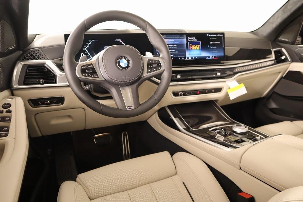 new 2026 BMW X7 car, priced at $103,705