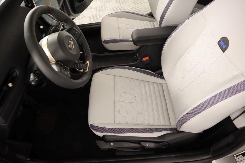 new 2025 MINI Hardtop car, priced at $35,755
