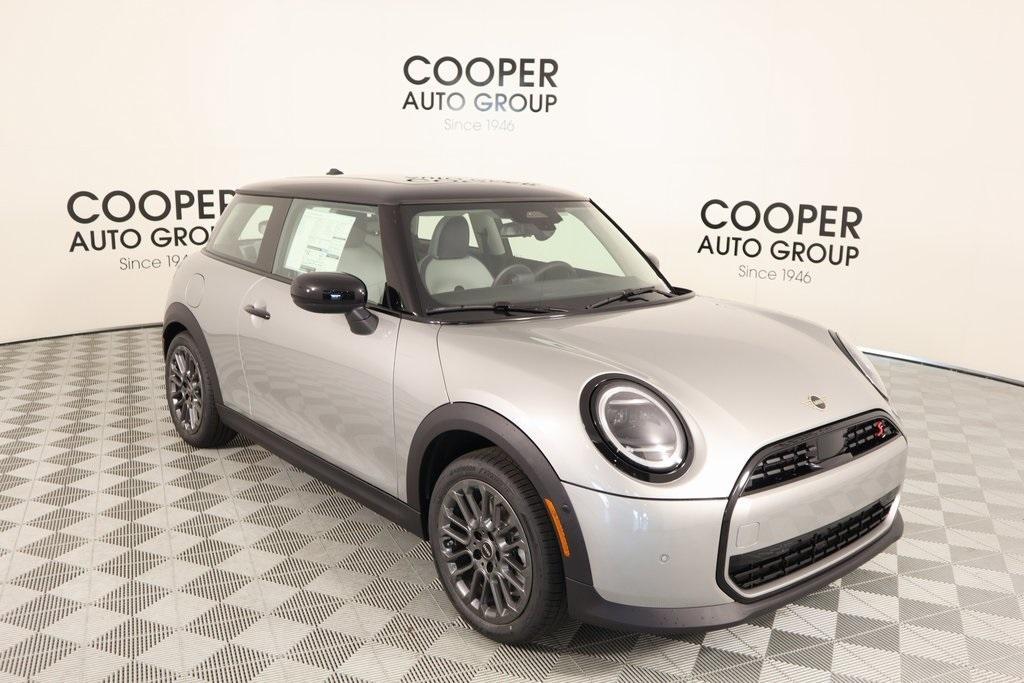 new 2025 MINI Hardtop car, priced at $35,755